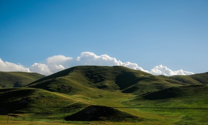 扁都口生态旅游区,位于祁连山中段,旅游区分为4个功能区