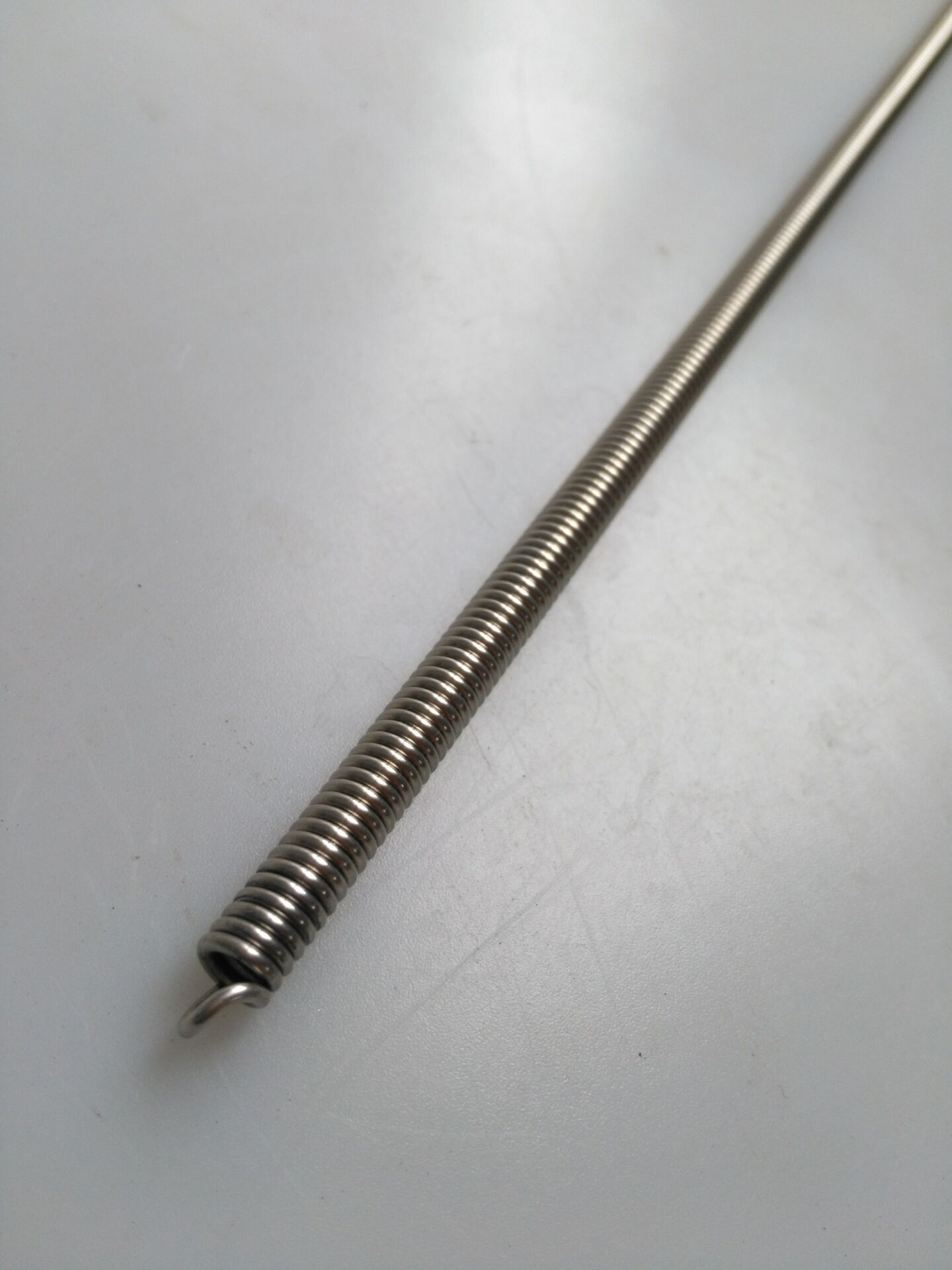 3种常见合金弹簧钢丝用途-先企弹簧