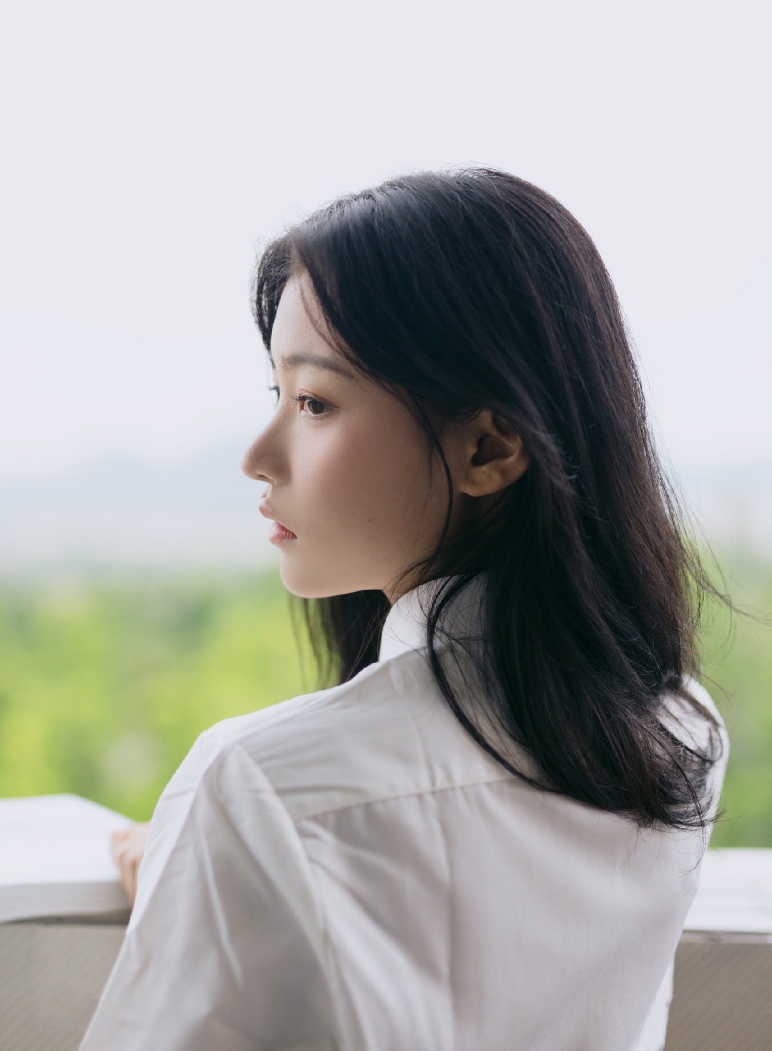 人像摄影 清纯如水的年纪是最美的时光 转载自百家号作者:情感观察者