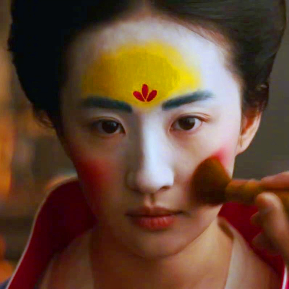 刘亦菲刻画了巾帼不让须眉的《花木兰》,但只有他是中国国籍