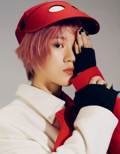 王菲前夫窦唯17岁小女儿窦佳嫄近照曝光,与窦靖童如同复制粘贴