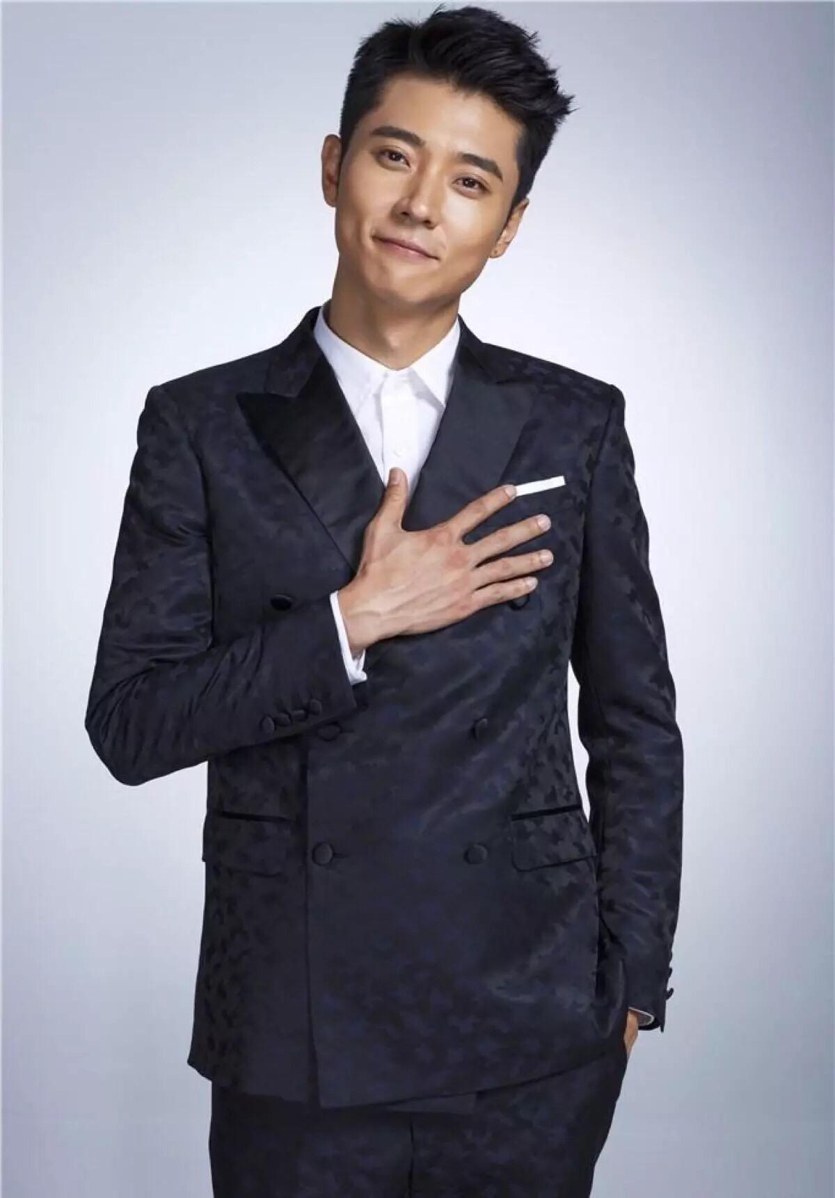 张丹峰时隔十多天正式做出回应,否认一切网络传言,未出轨毕滢!