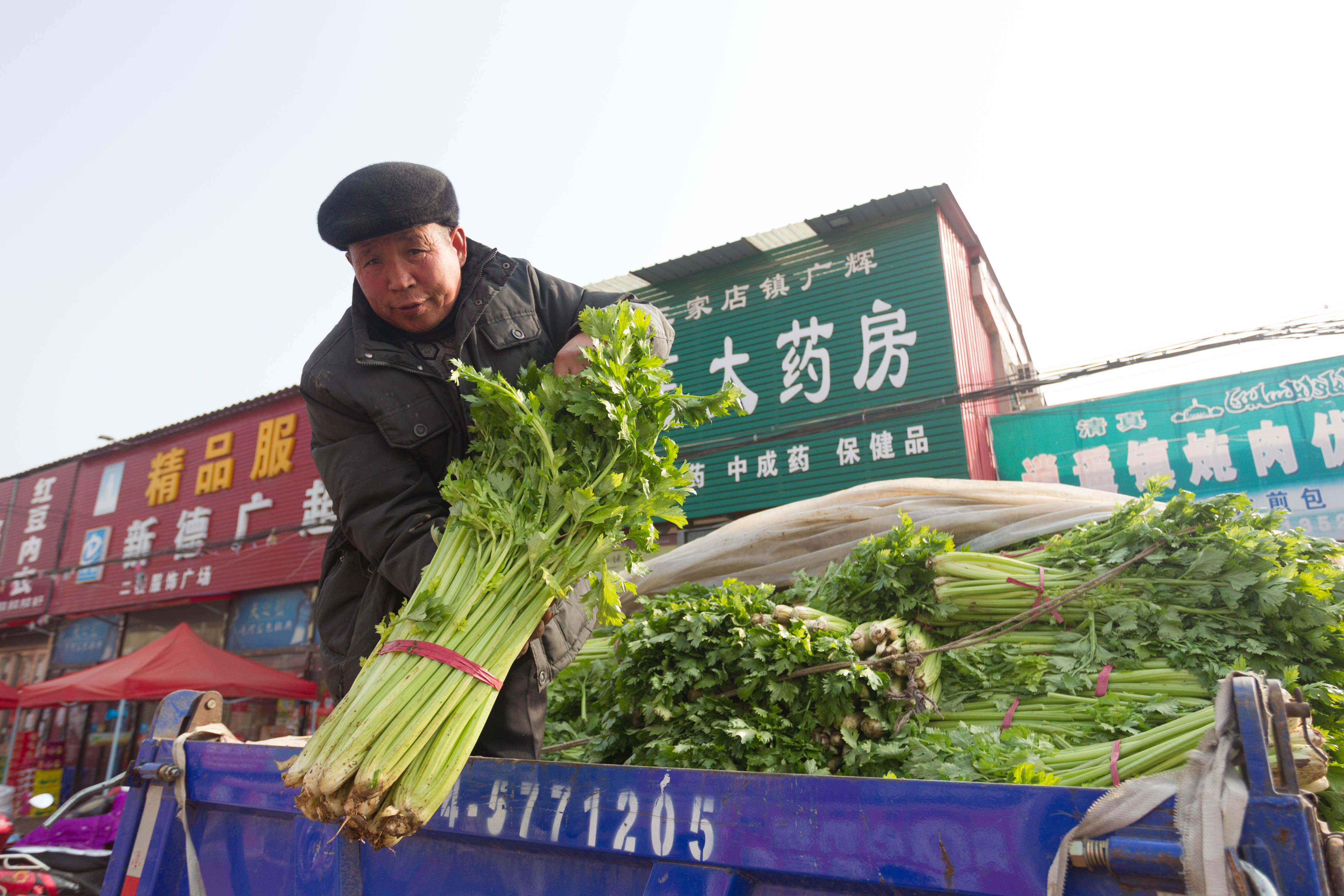临颍:三家店镇的这些年货摊儿"年味"十足