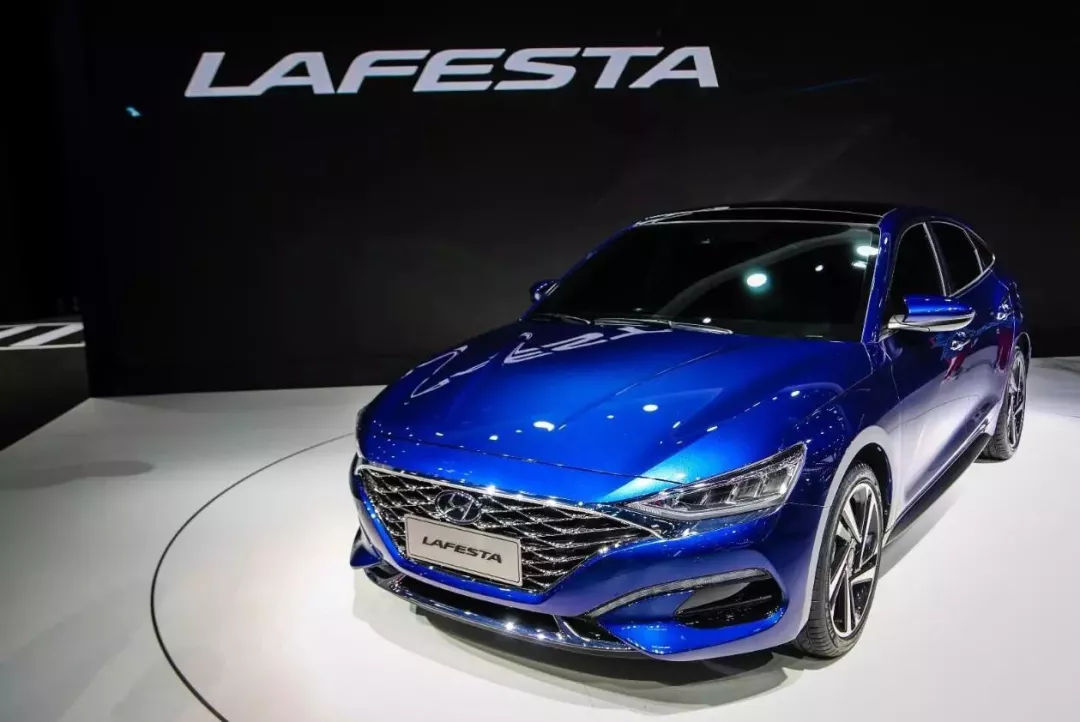 现代轿跑lafesta想在神车大众碗里抢饭吃?也不是不可能