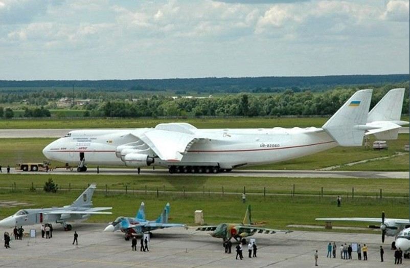 全球最大的飞机,高6层楼,可载2000人,载重高达250吨!