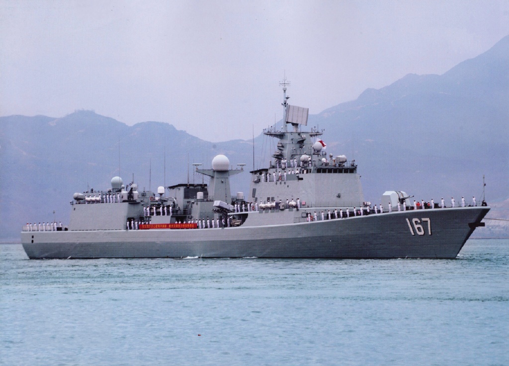 分享几张中国海军美图,"歼-15"帅气的从辽宁舰起飞!