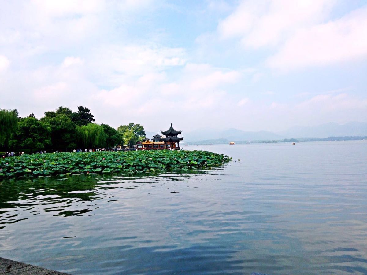 在杭州这几个地方也超好玩,话不多说这篇文章简单的介绍一下