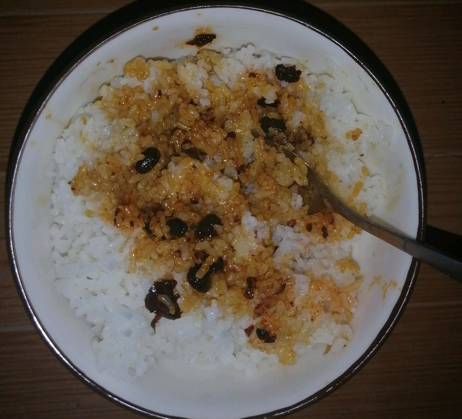 农村好,我吃酱油饭,别人吃的是什么?