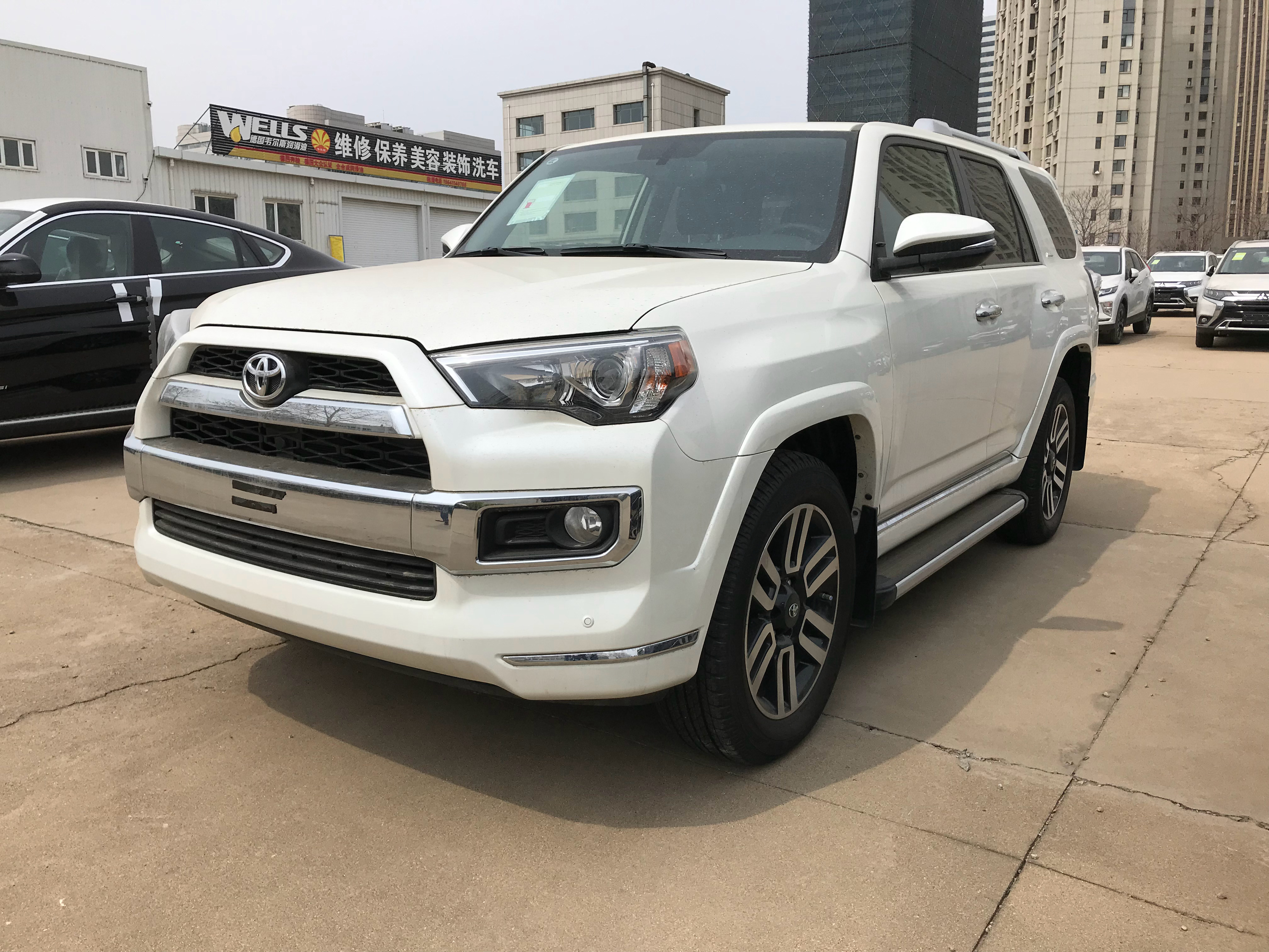 2019款丰田超霸4runner ltd