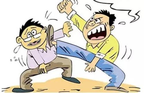 小小说:马副局长渴望挨揍