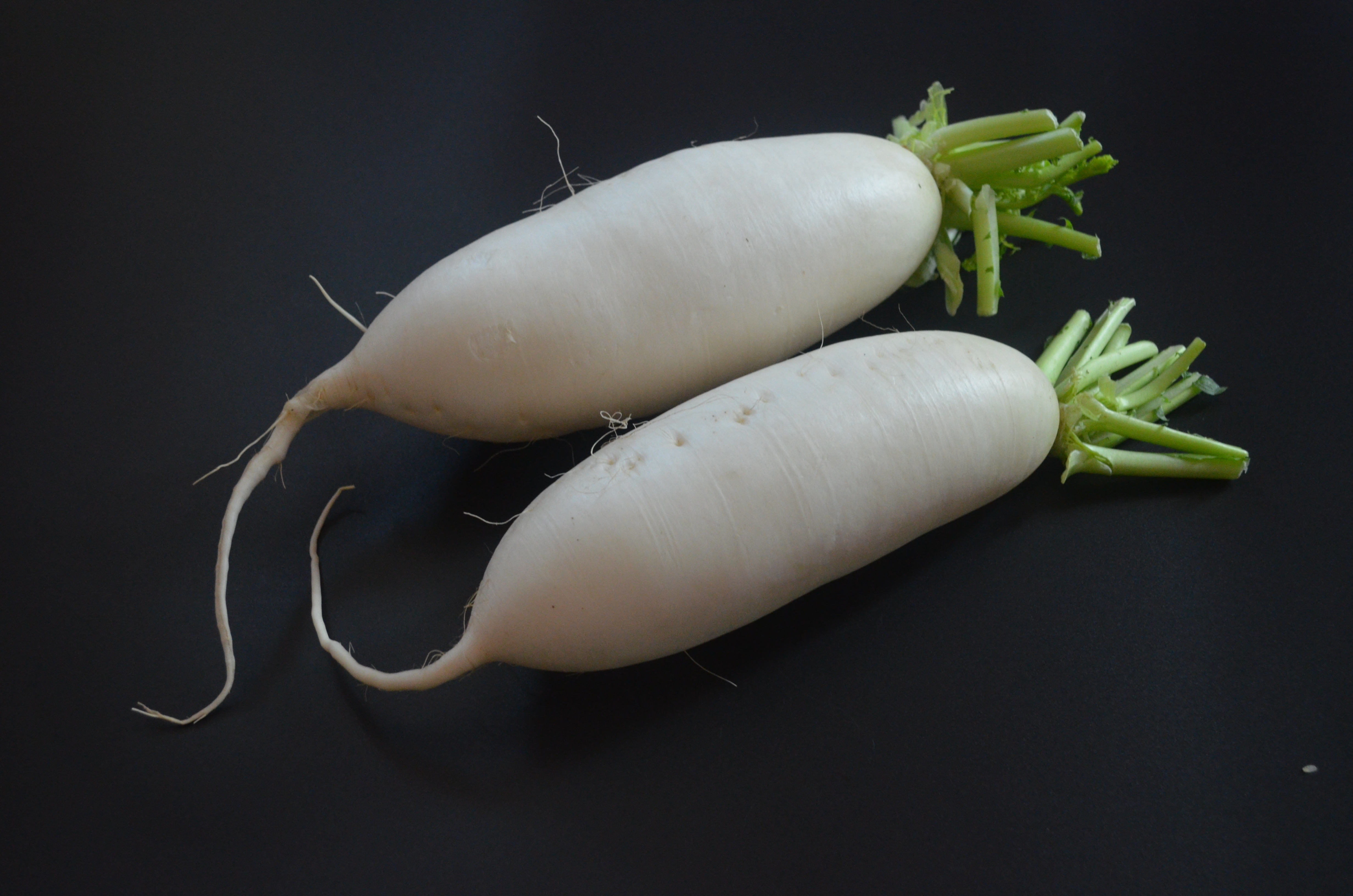 萝卜放久了空气糠心,教你保存萝卜的好办法,放一个冬天都不会坏