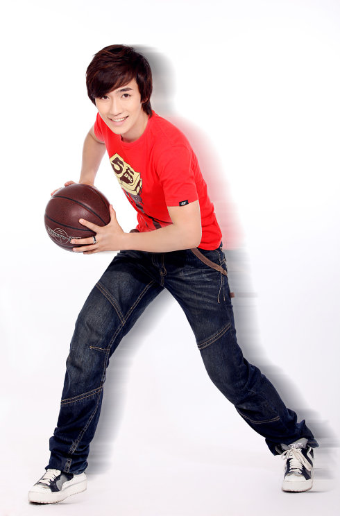 无意间翻看朱一龙以前的博客,以前的他是这样的小可爱