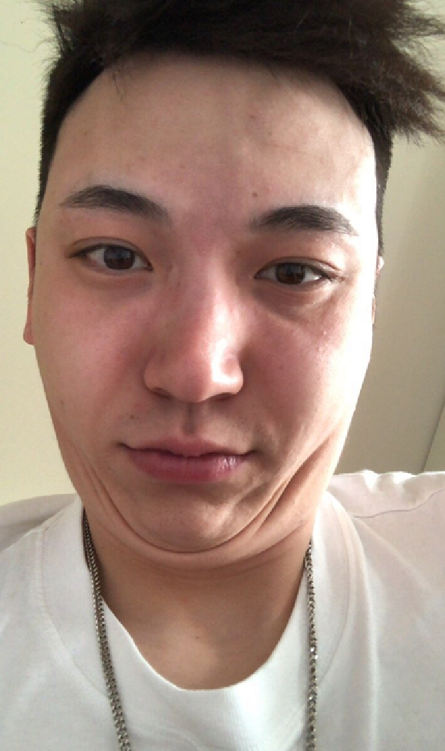 郭麒麟终于营业了,和表弟王九龙丑照battle,却曝光其身世之谜!