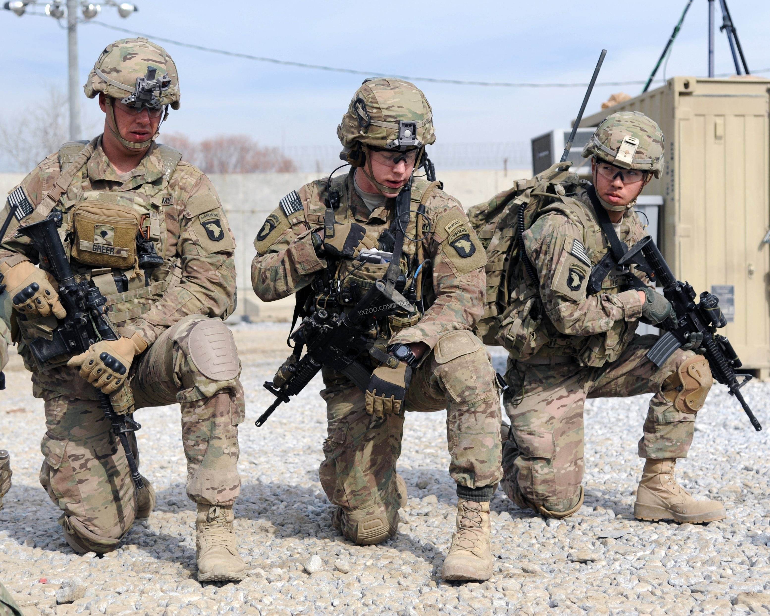 众所周知,军人们每天都要进行严格的训练,所以说部队