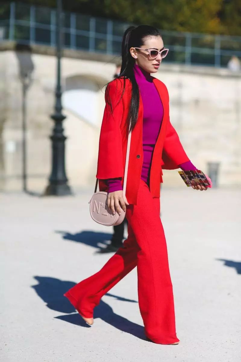 过年必备红色穿搭!不显俗又能开运,让潮人示范给你看