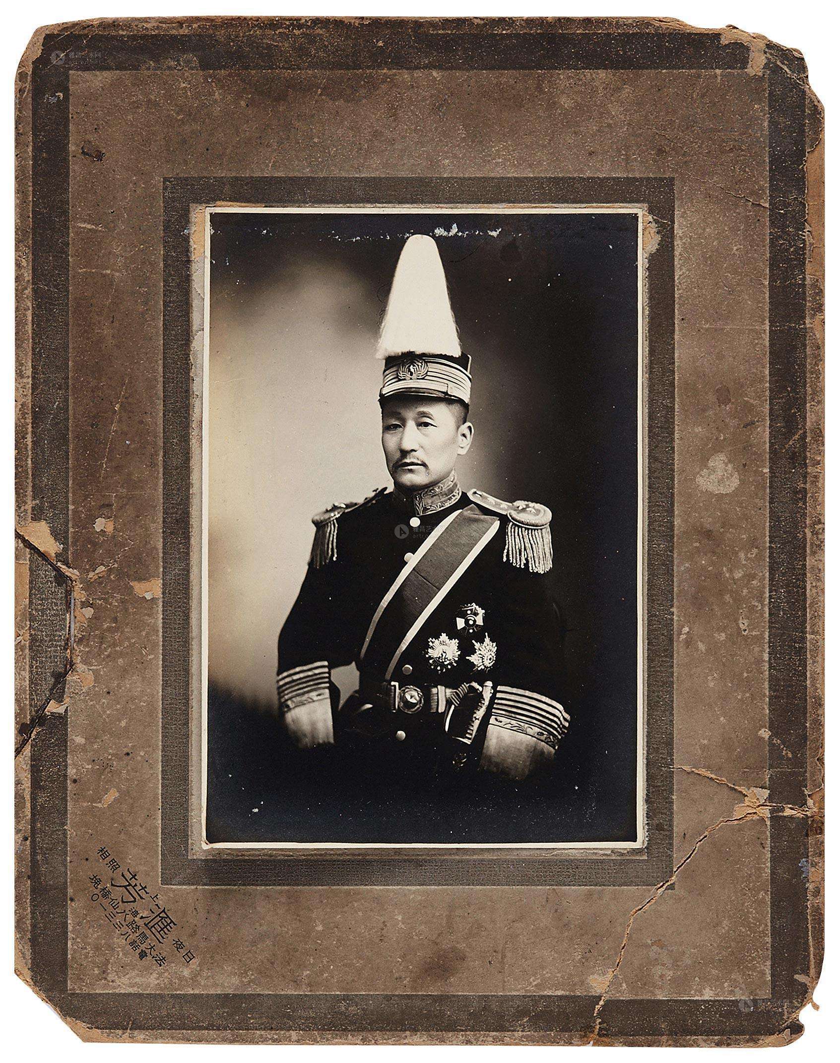 原配陪他22年,三房陪他10年,二房仅相伴一年,他要和二房合葬