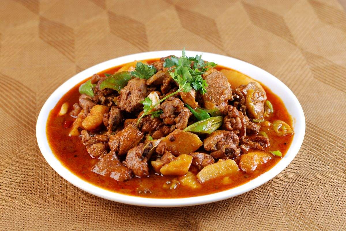 "大盘鸡"详细,正宗的做法,浓香下饭又解馋,教你一次就会做!