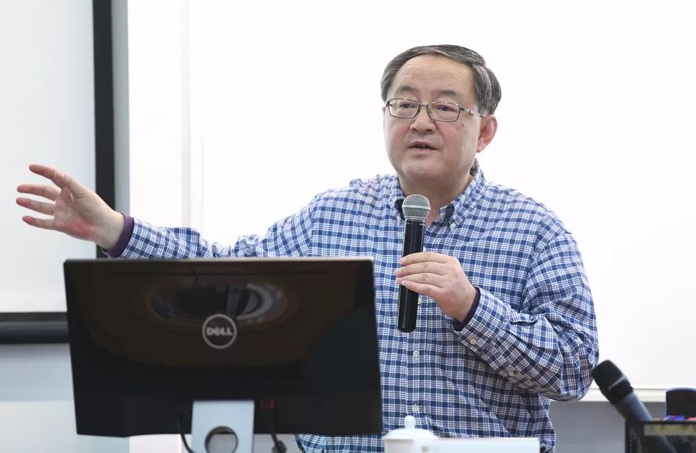 交大附中校长徐向东:输赢都在转折点|高金捐赠人俱乐部"世家教养"系列