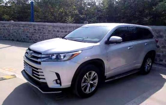 丰田汉兰达自重2吨左右,"油耗如喝水"?几位车主给了真实答案