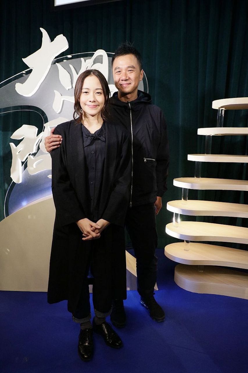 据林嘉欣所言婚姻破裂主要是两人对两个女儿的教育方法有很大分歧