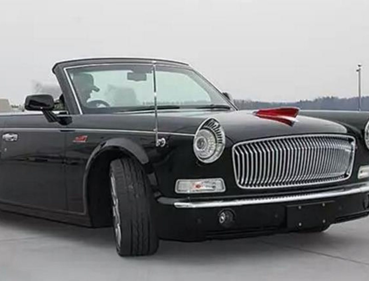 红旗l5敞篷版车,普通版本售价高达600多万!拥有者都是个人物?