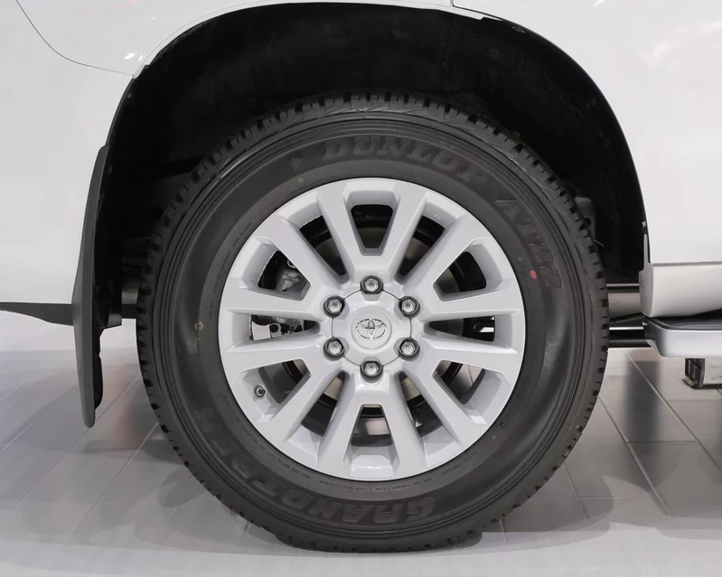 受年轻人喜爱的车型,一汽丰田-普拉多,你是否心动呢