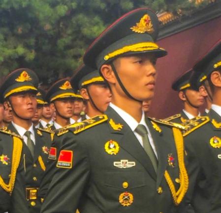 帅哥都上交给国家了:英勇的中国军人!