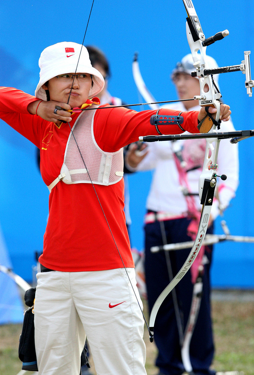 中国射箭队女子反曲弓团体在本次比赛中展现出了非凡的实力和团队合作