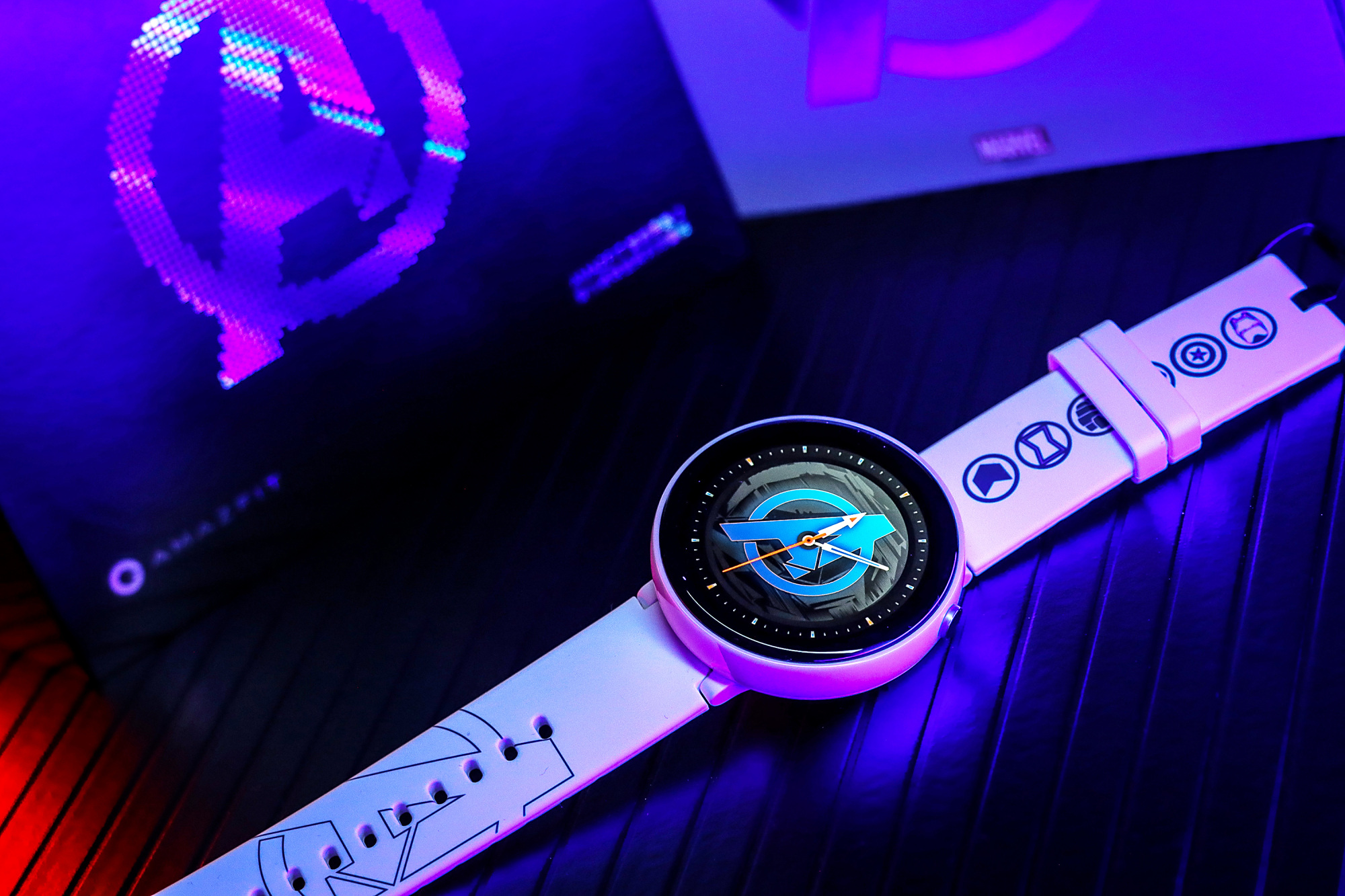 漫威迷首选 华米amazfit智能手表2复仇者联盟限量款图赏