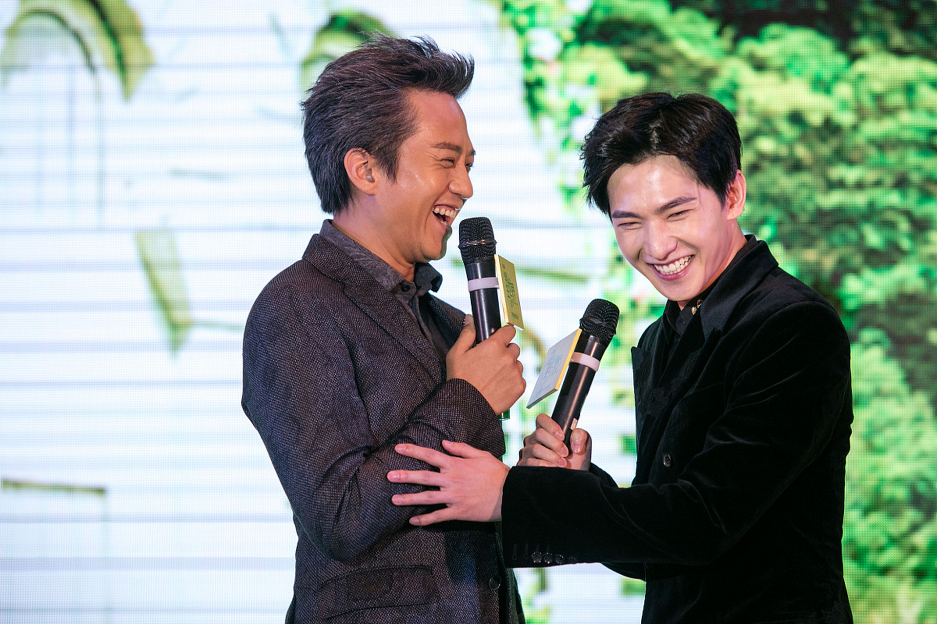 肖奈和于途才是误解[左捂脸]!所以军艺校草的终点,都是喜剧演员?