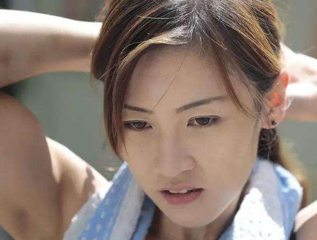 朱芊佩被称为:香港美女搬运工,网友:自食其力的人最美!