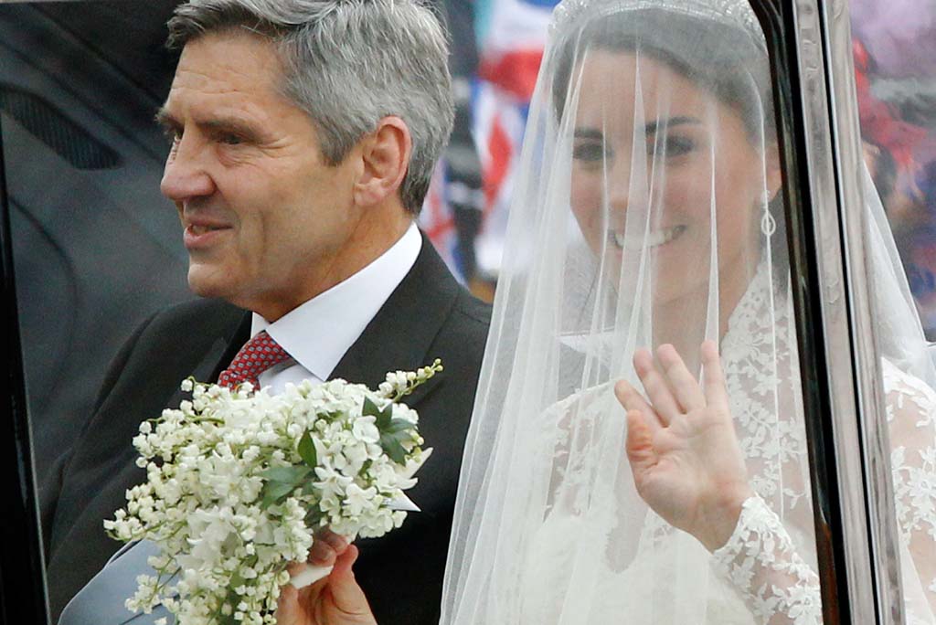 工作人员称,凯特王妃的母亲卡罗尔·米德尔顿也有不好的一面