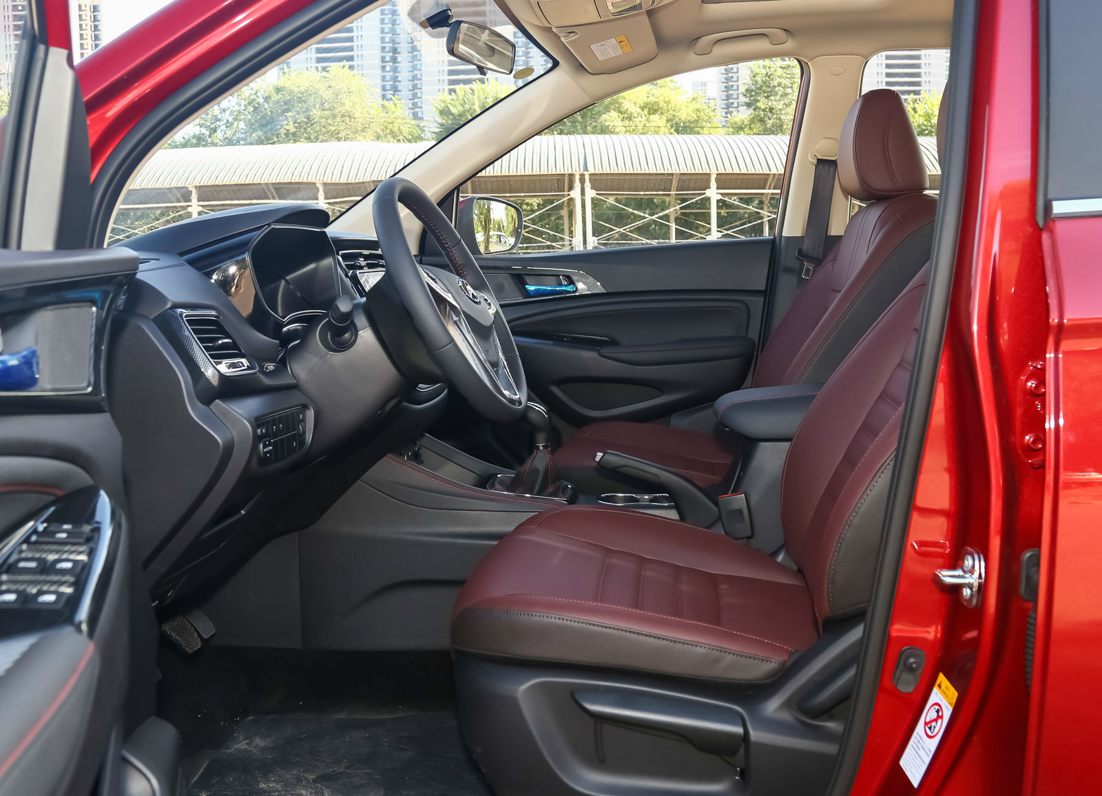 对欧尚a800外观和空间的品鉴