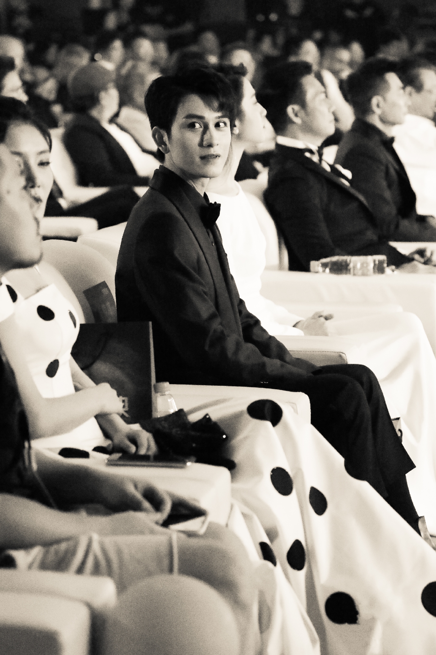 陈情令"睫毛精"金光瑶,朱赞锦吃可爱帅气长大的吧!酒窝太醉人