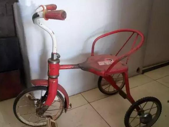 老物件:图二80后绝对玩过,图四棒槌