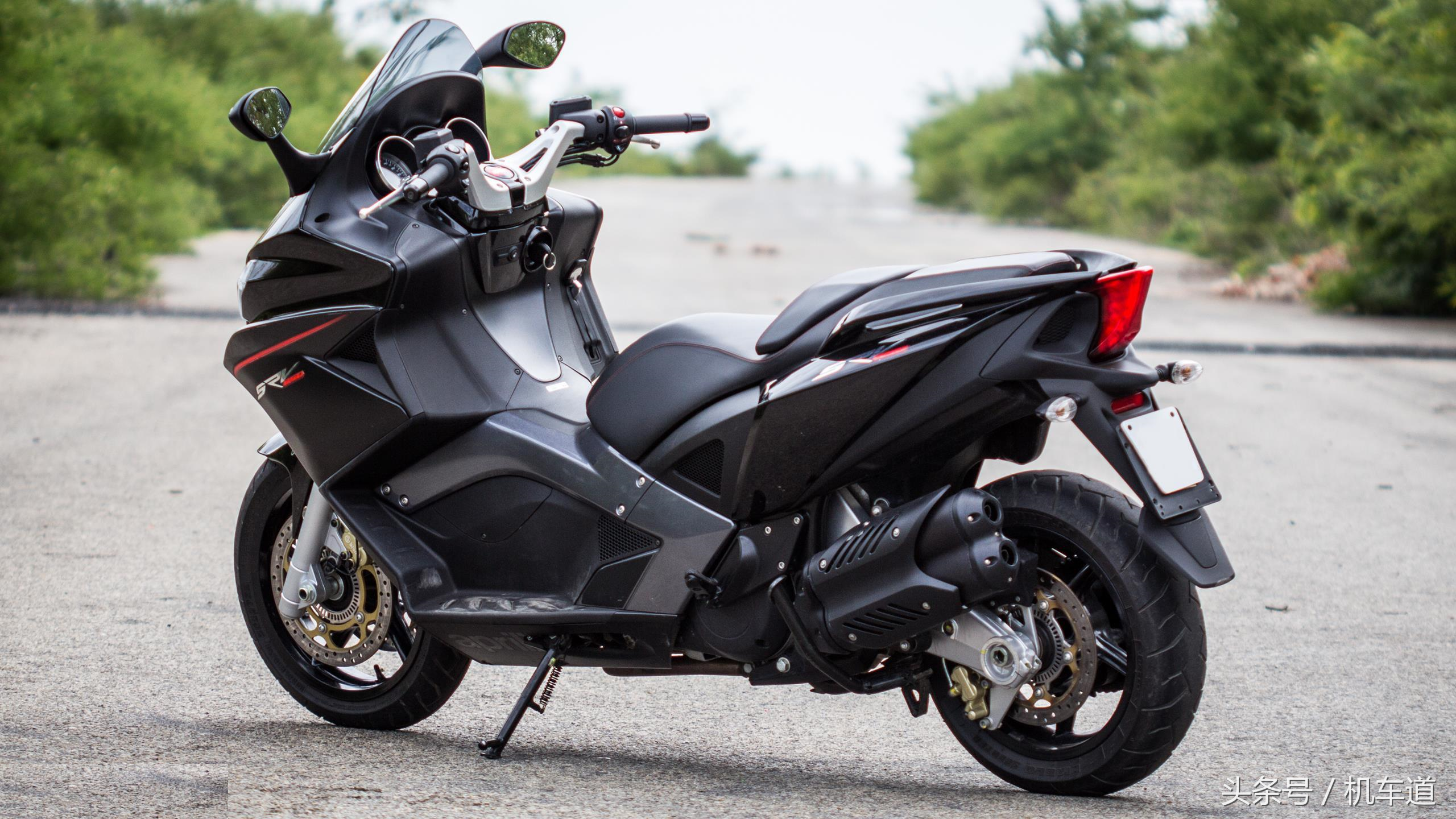 阿普利亚srv850,做不仅排量最大,而且国内最快的暴力大踏板!