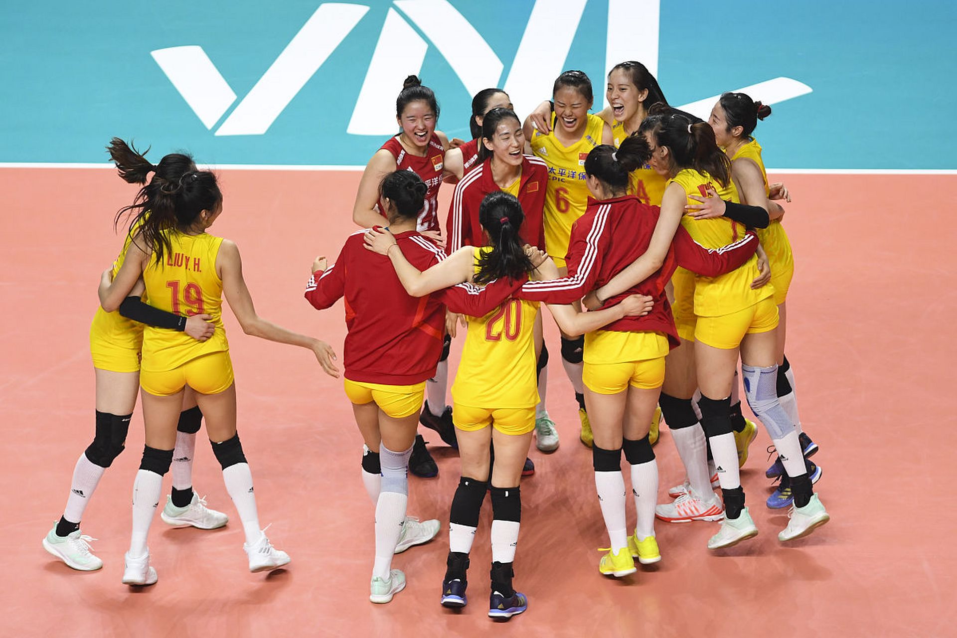 中国女排3比1不敌土耳其获得亚军#  中国女排在2023年世界女排联赛总