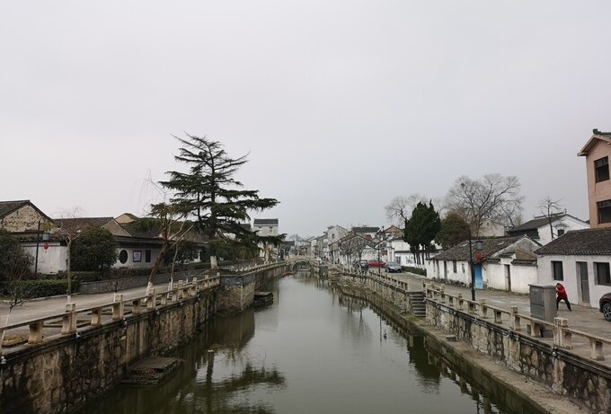周铁古镇:依偎在太湖之滨,拥抱着横塘河的水墨江南古镇