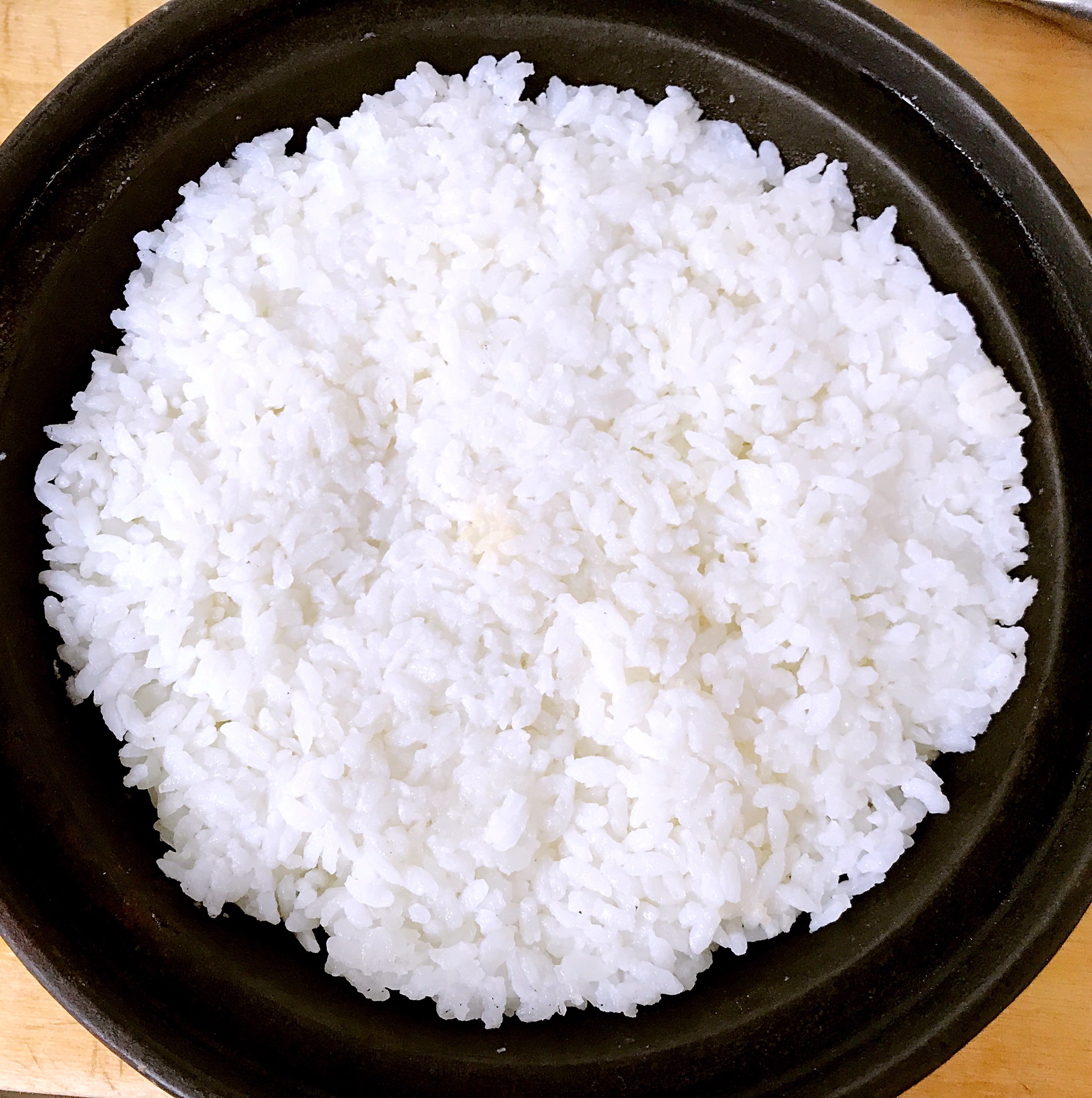 煮米饭前,别直接下锅煮,多做这2步,米饭香糯,软滑有食欲