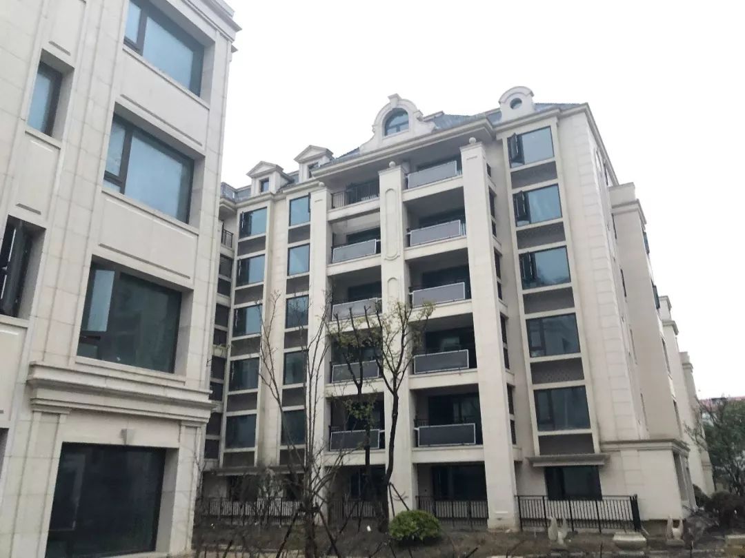 地铁10号线零距离,闵行龙柏紫藤华庭本周五正式摇号开售!