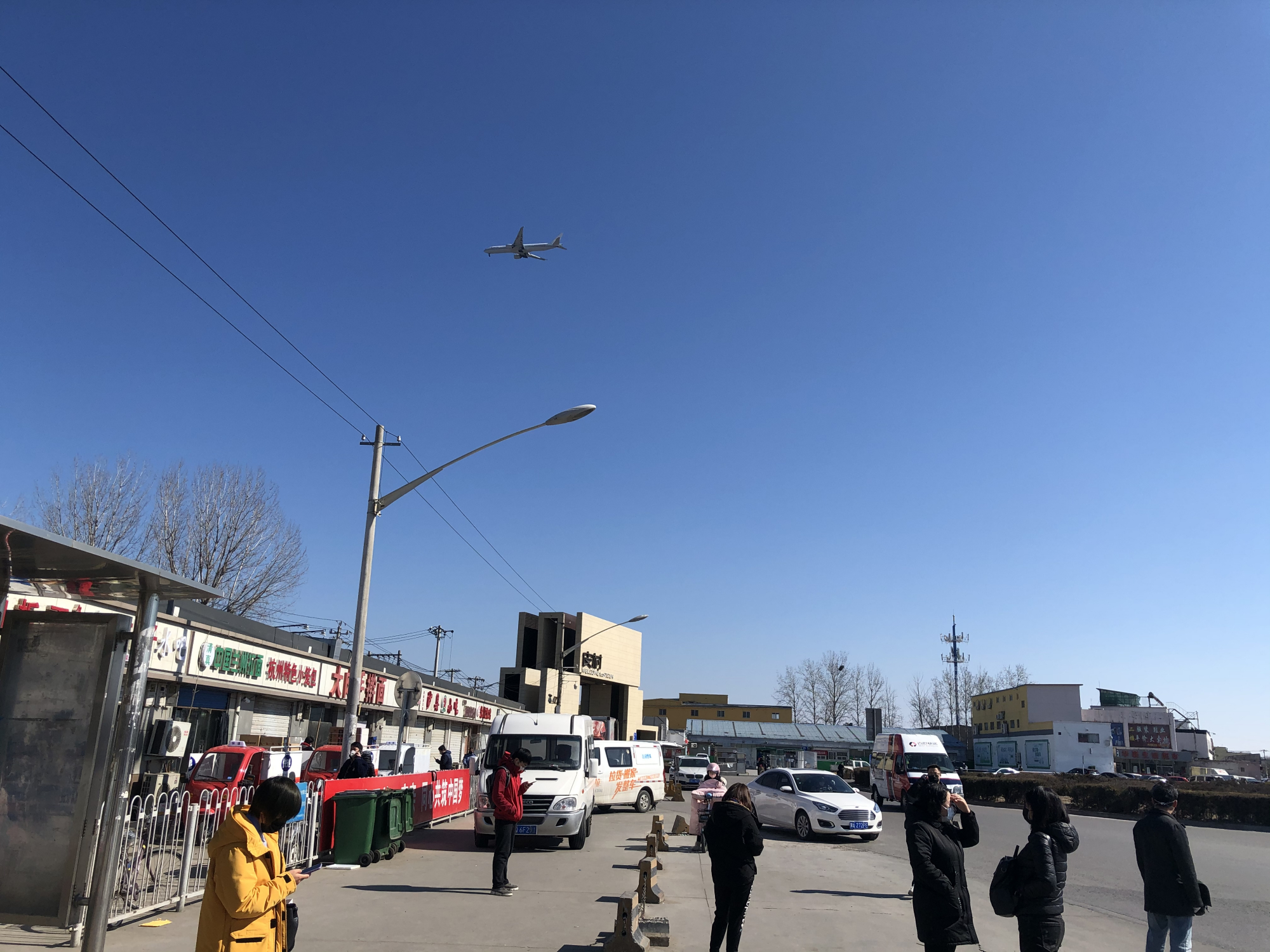 北京皮村返京者:在村口等着房东,在出租房等着复工