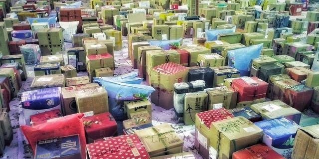 丰巢变封巢,智能快递柜该收费吗?收多少合适? 丰巢变封巢,智能快递柜该收费吗?收多少合适?