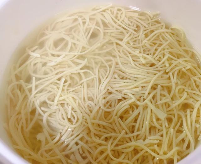 从头暖到脚的干丝汤,滋补暖身又好喝,一起来尝尝