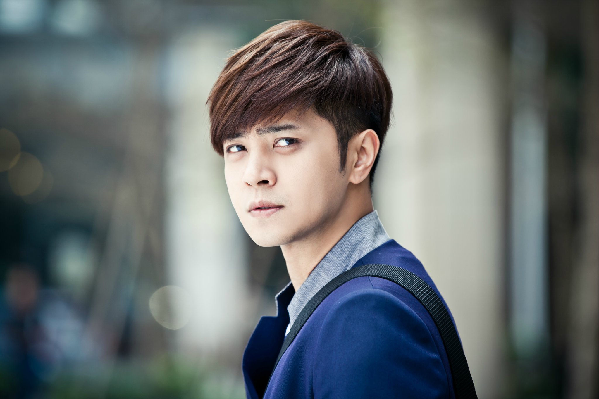 周扬青"骑"在罗志祥身上:爸爸,我终于找到一个接替你的人了