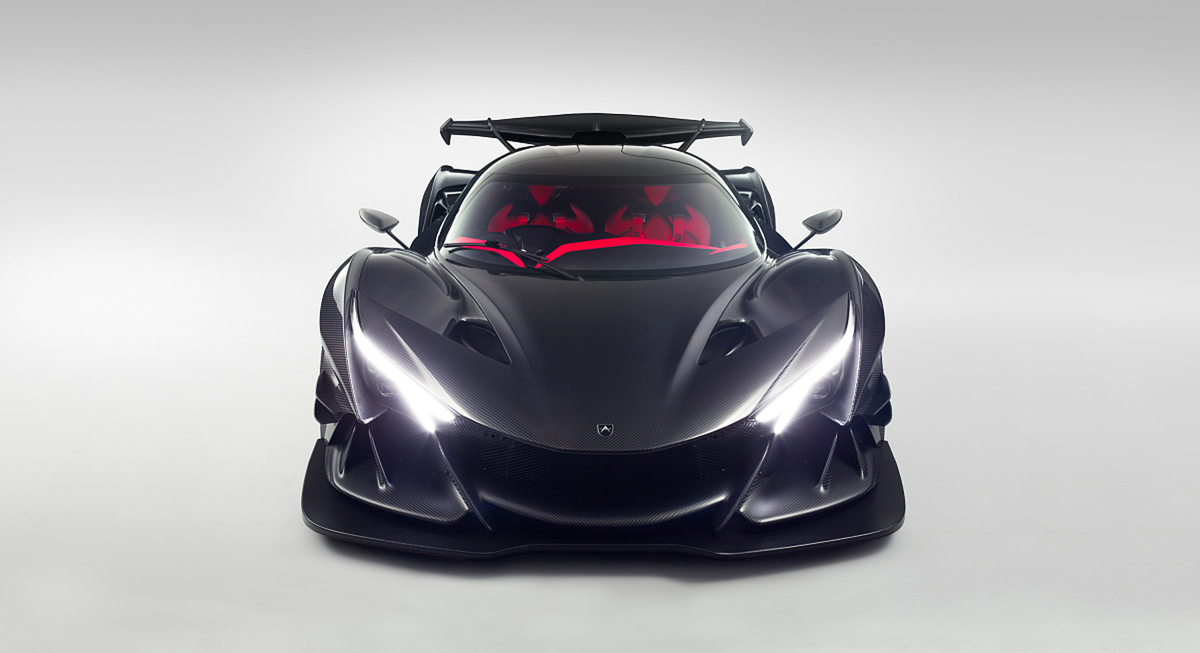 阿波罗 跑车 intensa emozione 译名叫他什么好呢?狂舞?