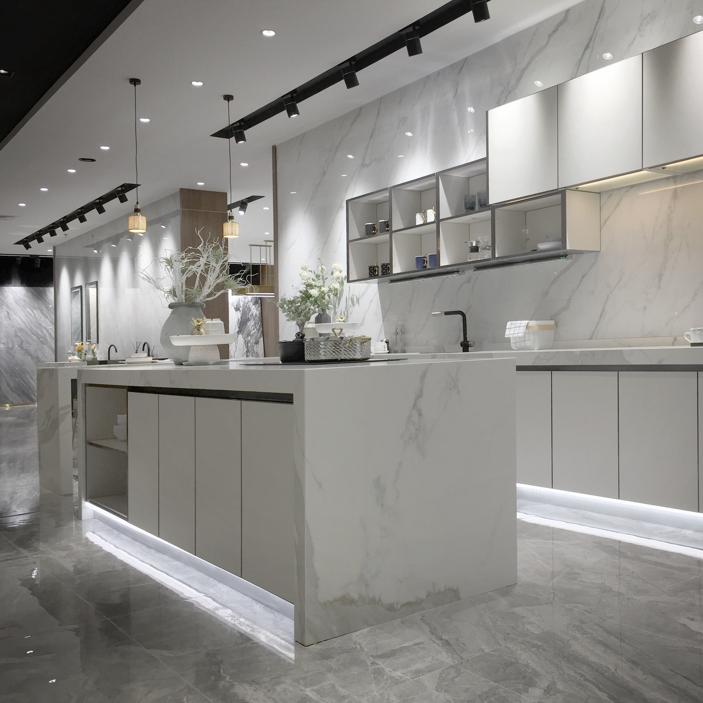 依诺岩板,高端家具定制材料!全岩板家具开创者!