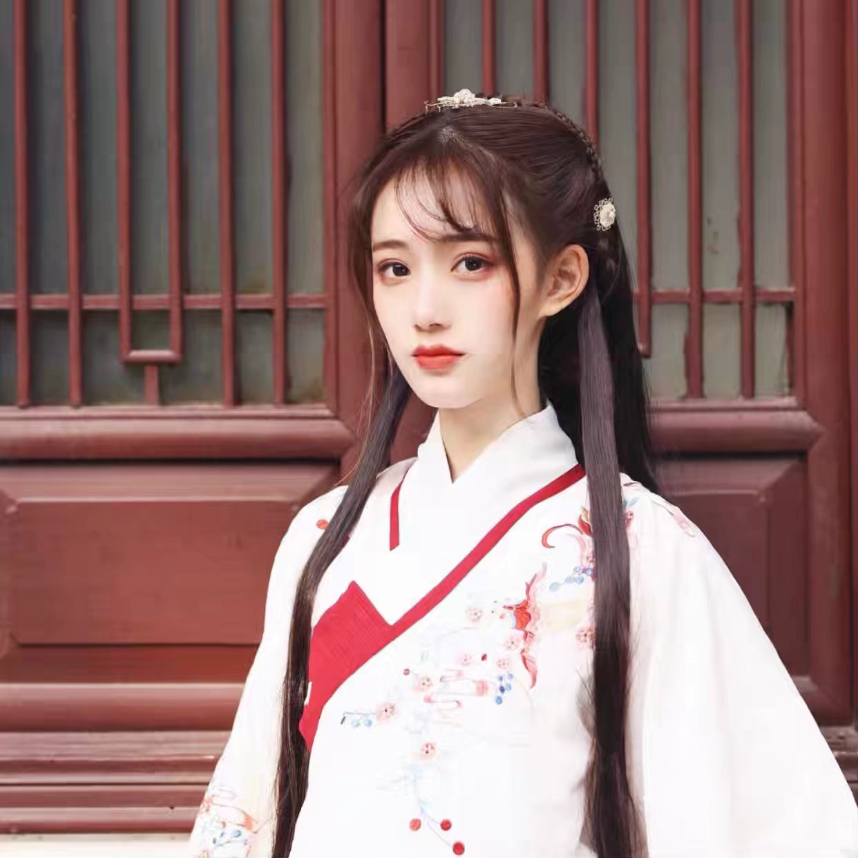 古风唯美cos女神降临头像:三生三世十里桃花,愿君不忘此生