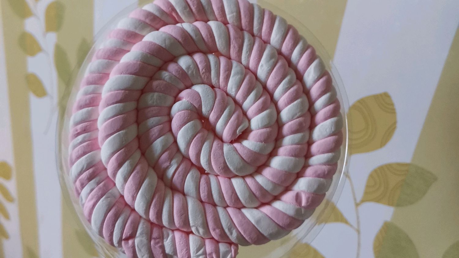 牛轧糖不放黄油能不能做成功,今天咱们来尝试一下