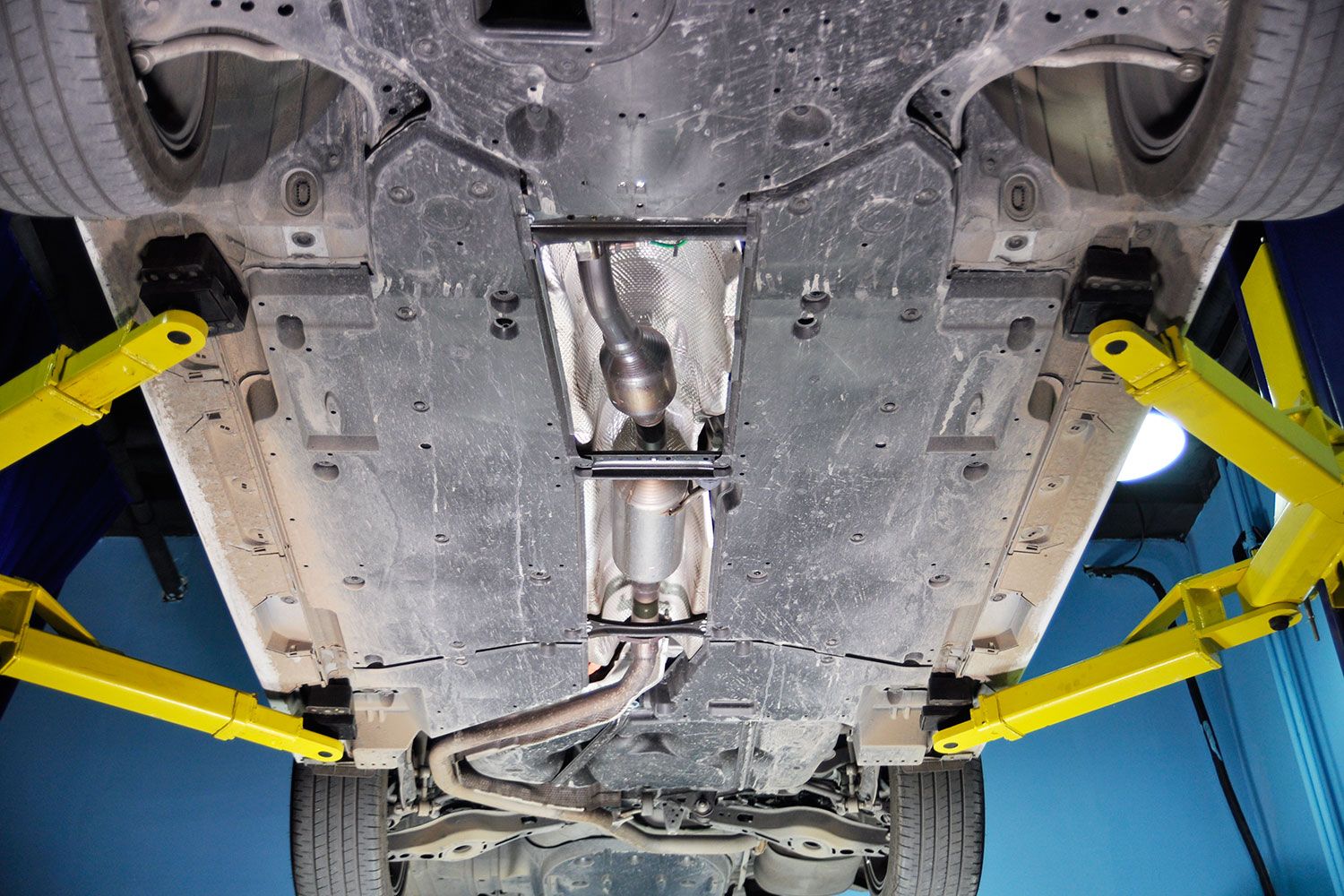 tnga架构下的全新八代凯美瑞双擎顶配底盘解析