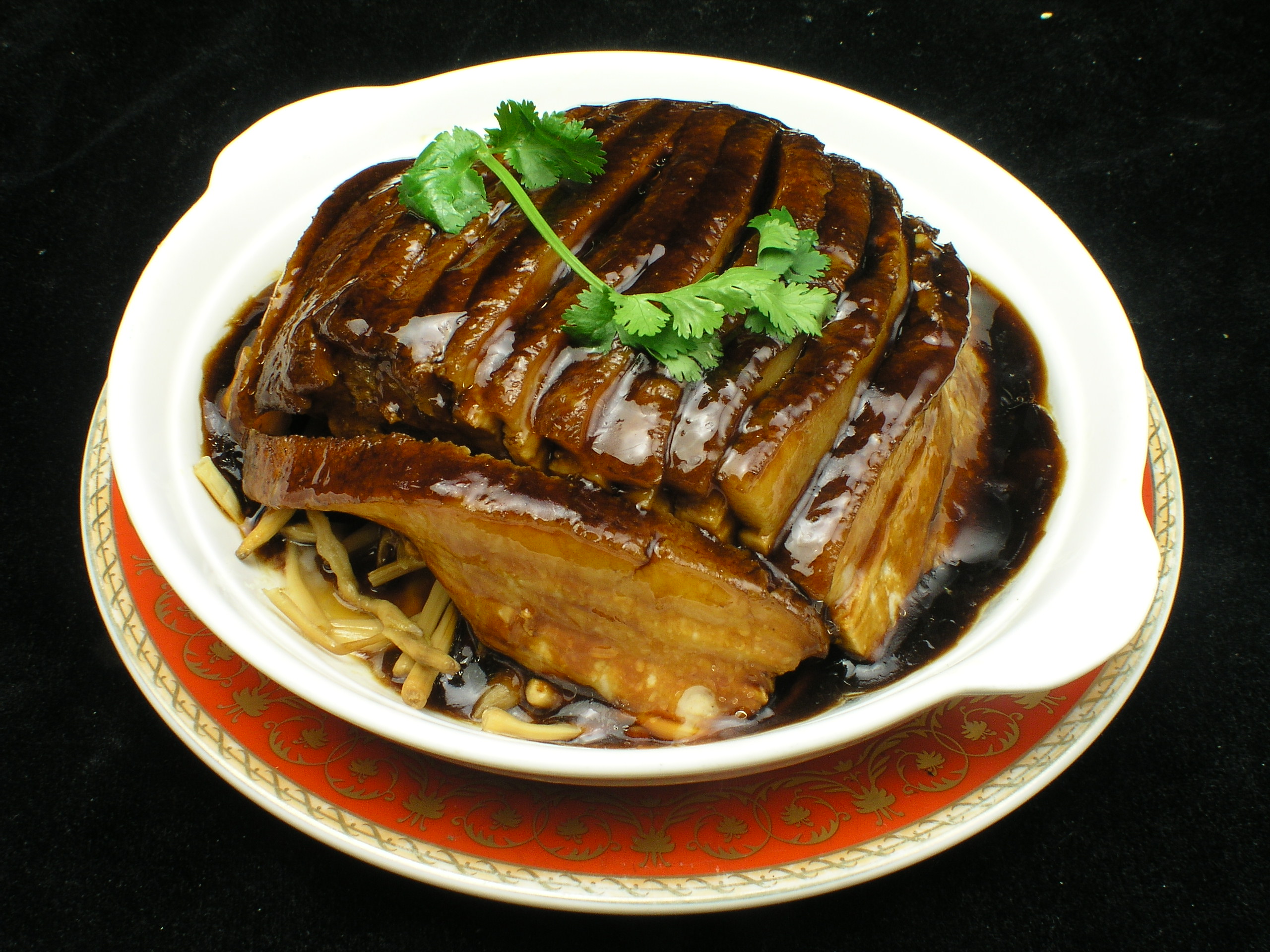 天寒地冻,还好有美味可口的佳肴陪伴着我们